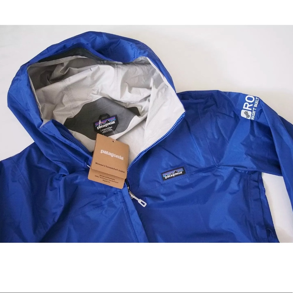 Patagonia Women’s Rain Jacket NWT